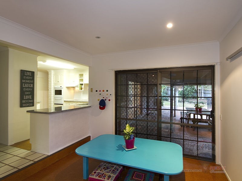 2 Bundoran Close, Westlake QLD 4074