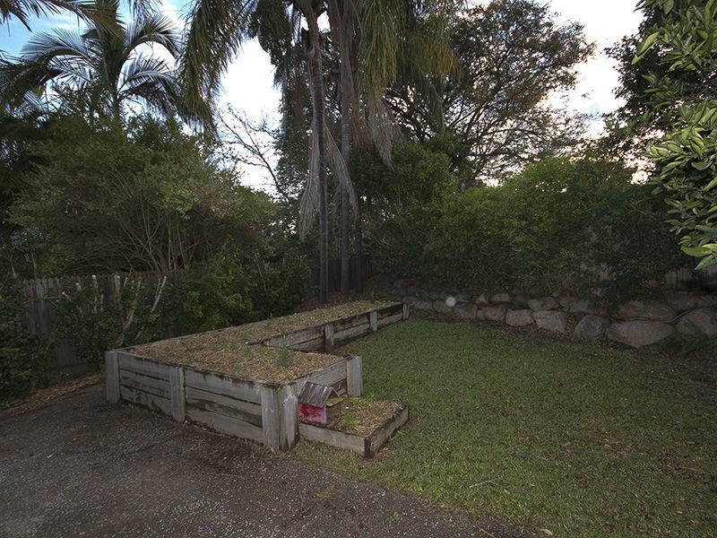 2 Bundoran Close, Westlake QLD 4074