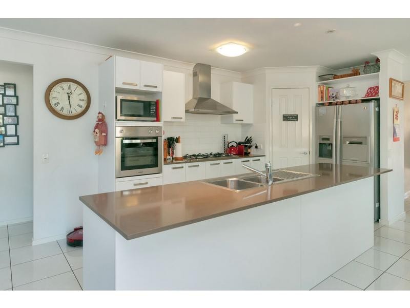 18 Cononbar Place, Karalee QLD 4306