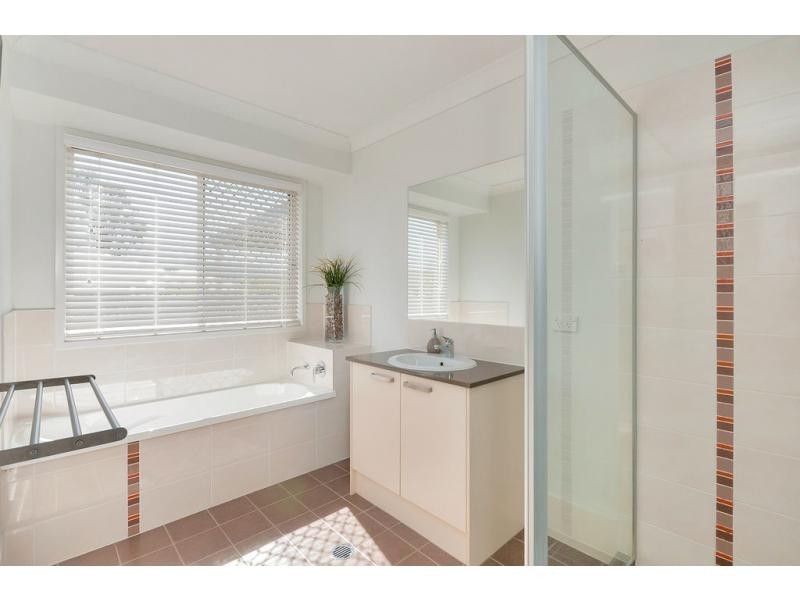 18 Cononbar Place, Karalee QLD 4306