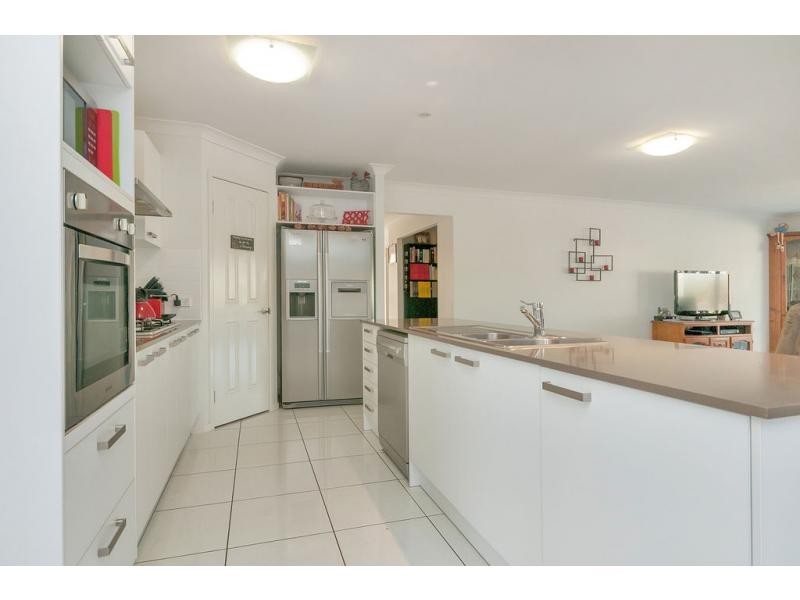 18 Cononbar Place, Karalee QLD 4306