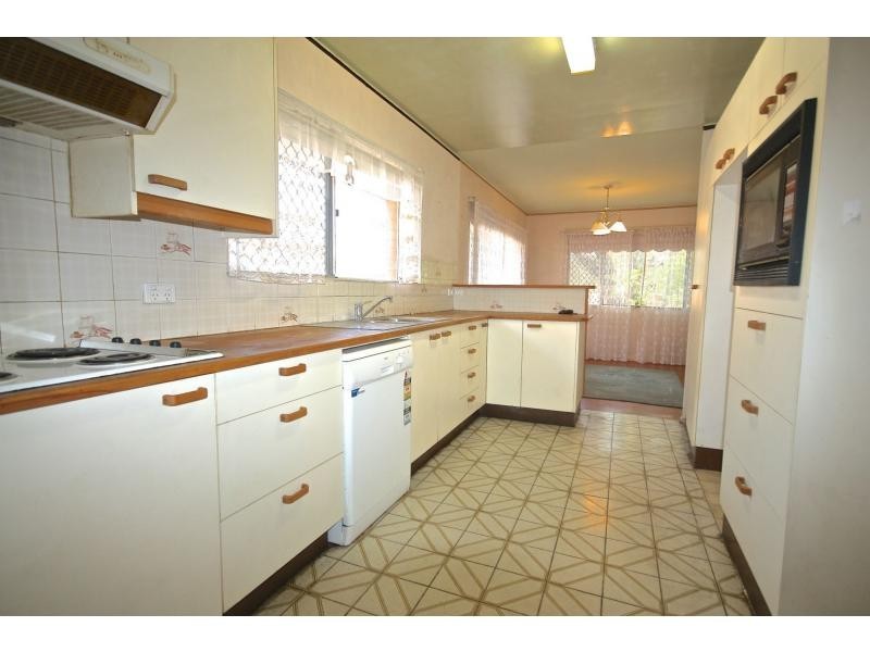 4 Lanena Street, Jindalee QLD 4074