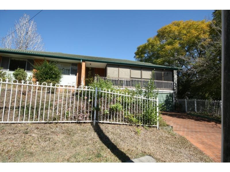 4 Lanena Street, Jindalee QLD 4074