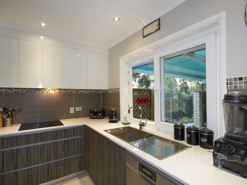 359 Horizon Drive, Riverhills QLD 4074