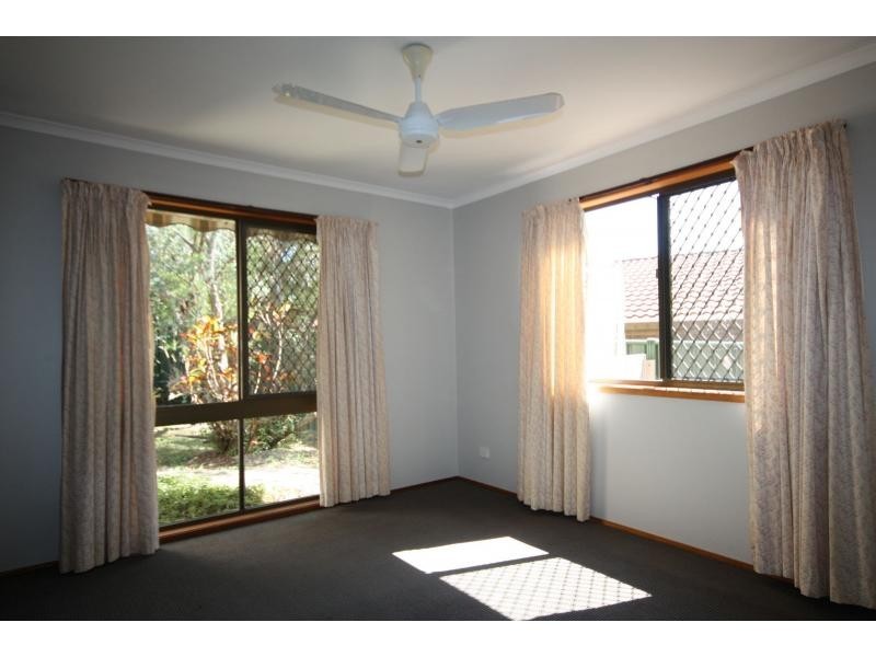 6 Pallert Street, Middle Park QLD 4074