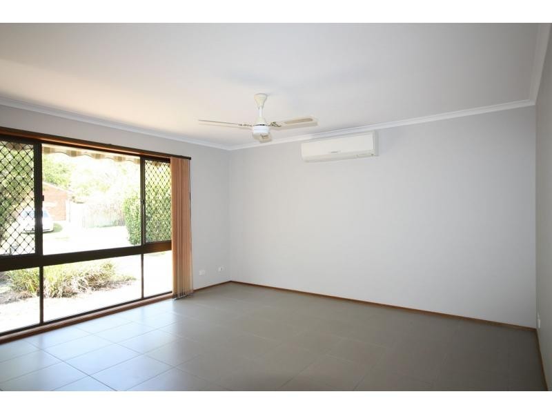 6 Pallert Street, Middle Park QLD 4074