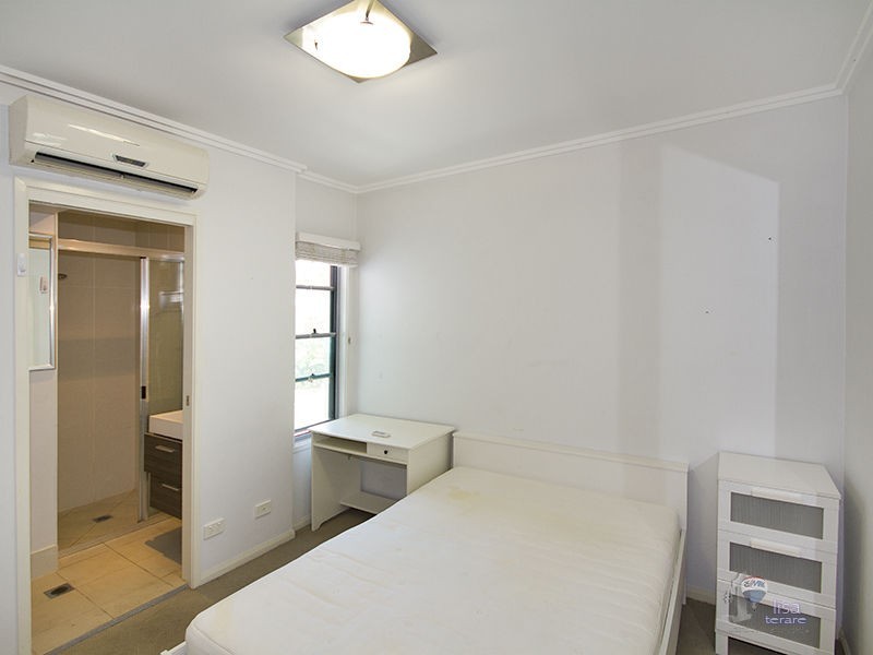 Unit 8/51 Lambert Road, Indooroopilly QLD 4068
