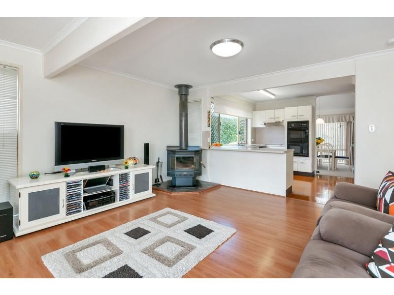 8 Nabilla Place, Middle Park QLD 4074