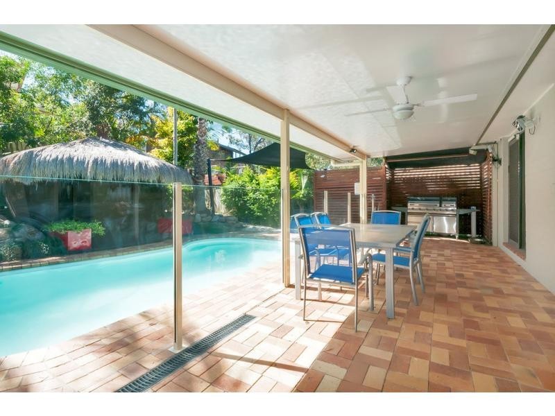 55 Marland Street, Kenmore QLD 4069