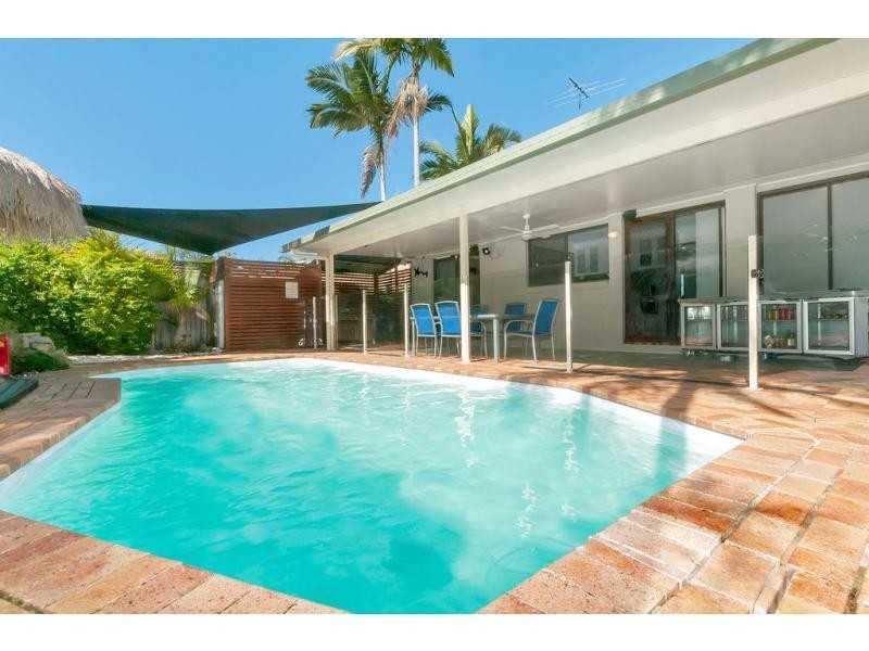 55 Marland Street, Kenmore QLD 4069