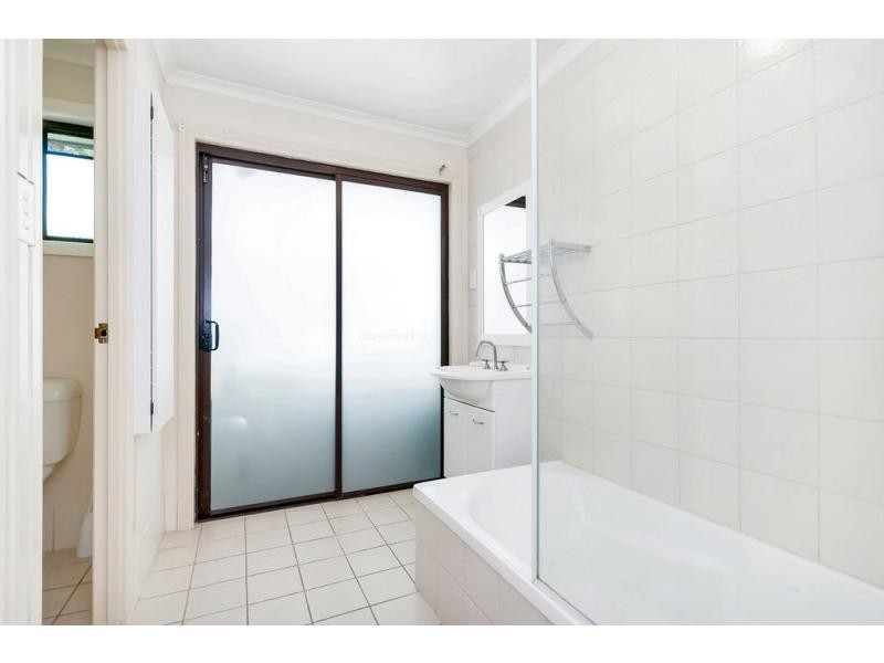 55 Marland Street, Kenmore QLD 4069