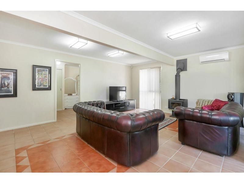 55 Marland Street, Kenmore QLD 4069