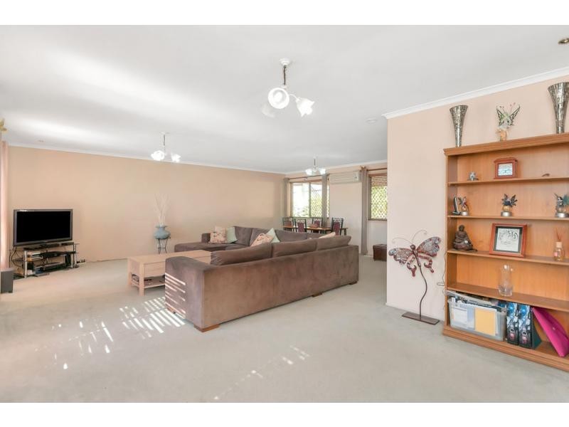 Sinnamon Park QLD 4073