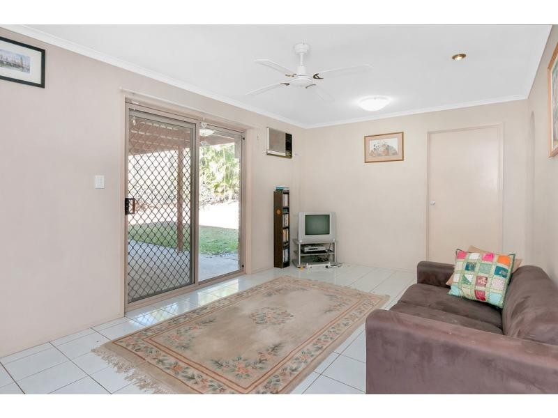 Sinnamon Park QLD 4073