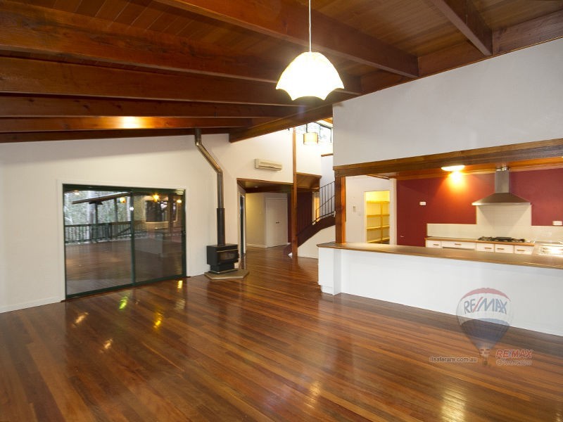 11 Quahlee Grove, Karana Downs QLD 4306