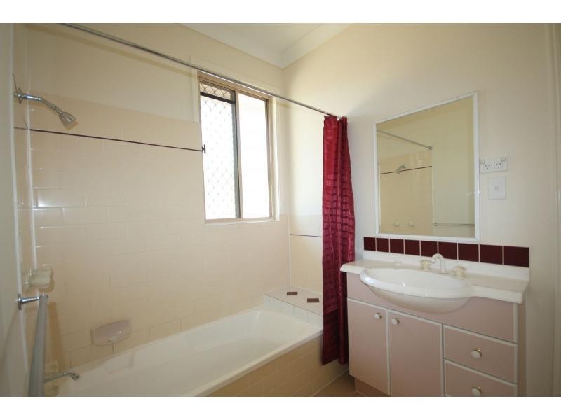 2 Popondetta Close, Darra QLD 4076