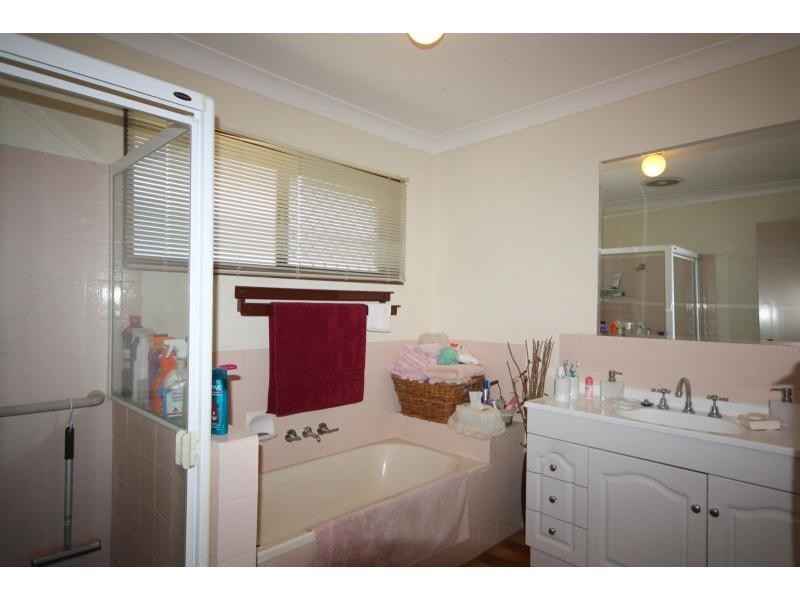 26 Port Street, Jamboree Heights QLD 4074