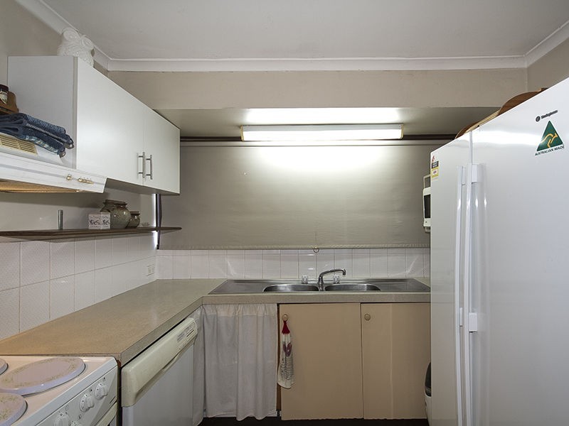 9 Kalbarri Street, Riverhills QLD 4074