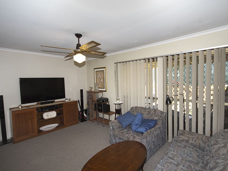 9 Kalbarri Street, Riverhills QLD 4074