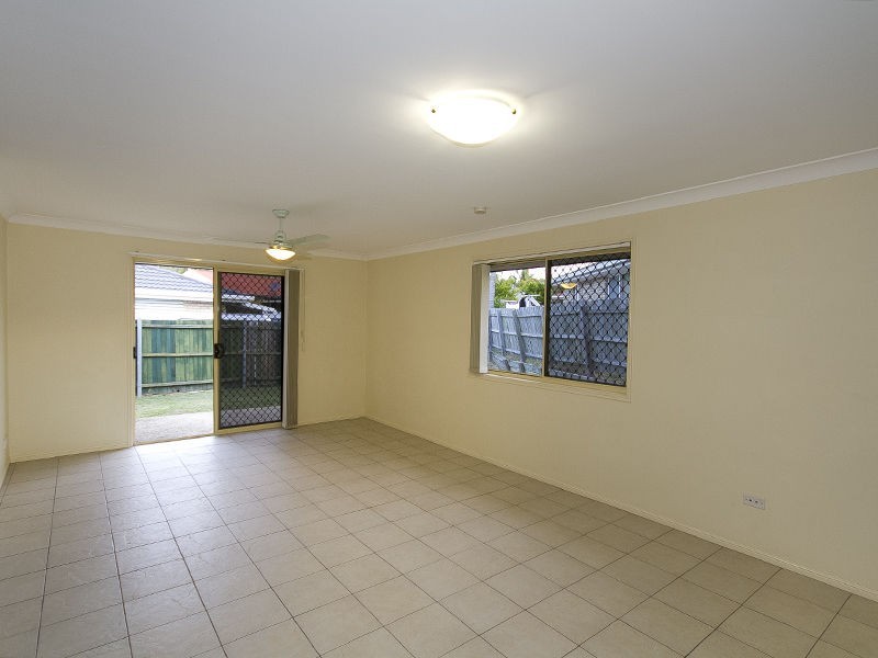 3 Kentia Circuit, Flinders View QLD 4305