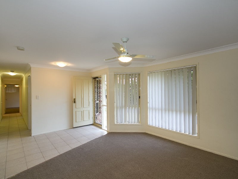 3 Kentia Circuit, Flinders View QLD 4305