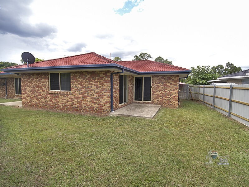 3 Kentia Circuit, Flinders View QLD 4305