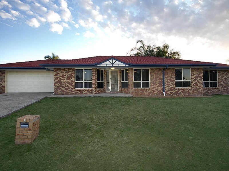 3 Kentia Circuit, Flinders View QLD 4305