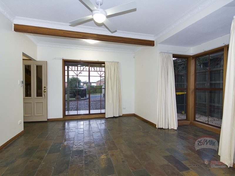 16 Tobin Street, Middle Park QLD 4074
