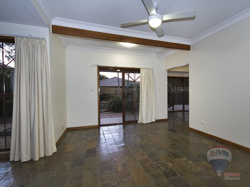 16 Tobin Street, Middle Park QLD 4074