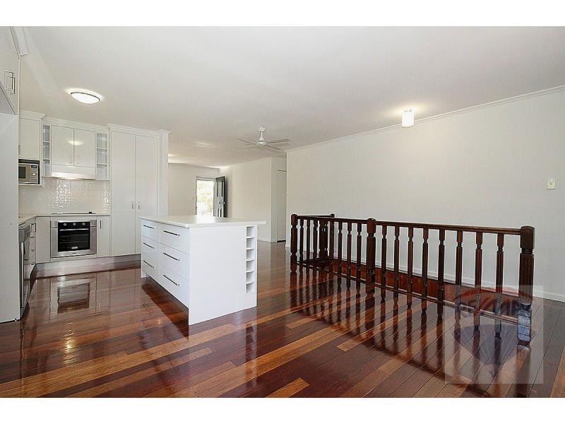 5 Tyrrell Road, Jamboree Heights QLD 4074