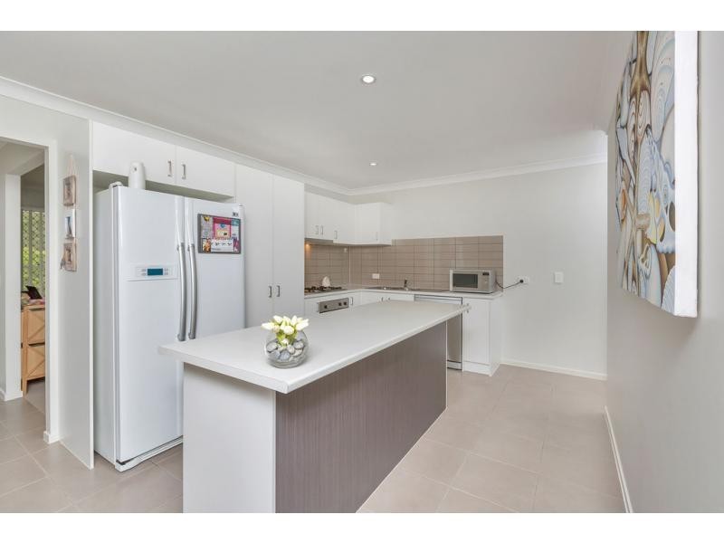 38 Honeyeater Crescent, Moggill QLD 4070