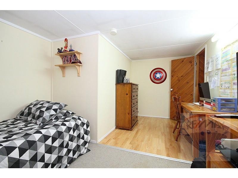 Jamboree Heights QLD 4074