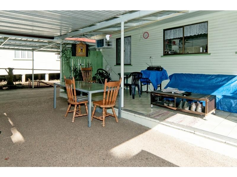 12 Trumpy Street, Silkstone QLD 4304