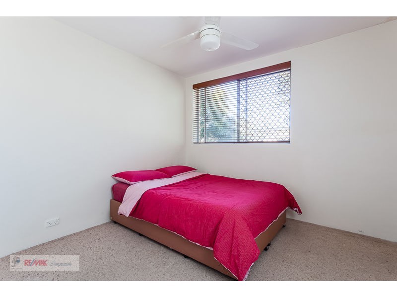 Unit 4/100 -112 School Road, Yeronga QLD 4104