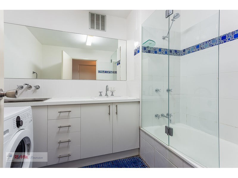 Unit 4/100 -112 School Road, Yeronga QLD 4104