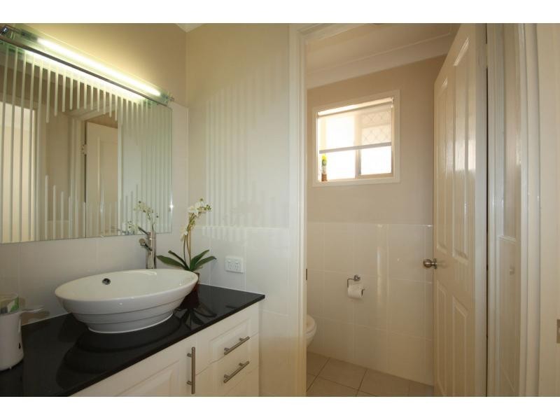 2 Cotter Crescent, Riverhills QLD 4074