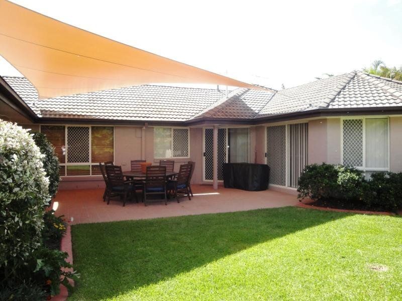 Sinnamon Park QLD 4073