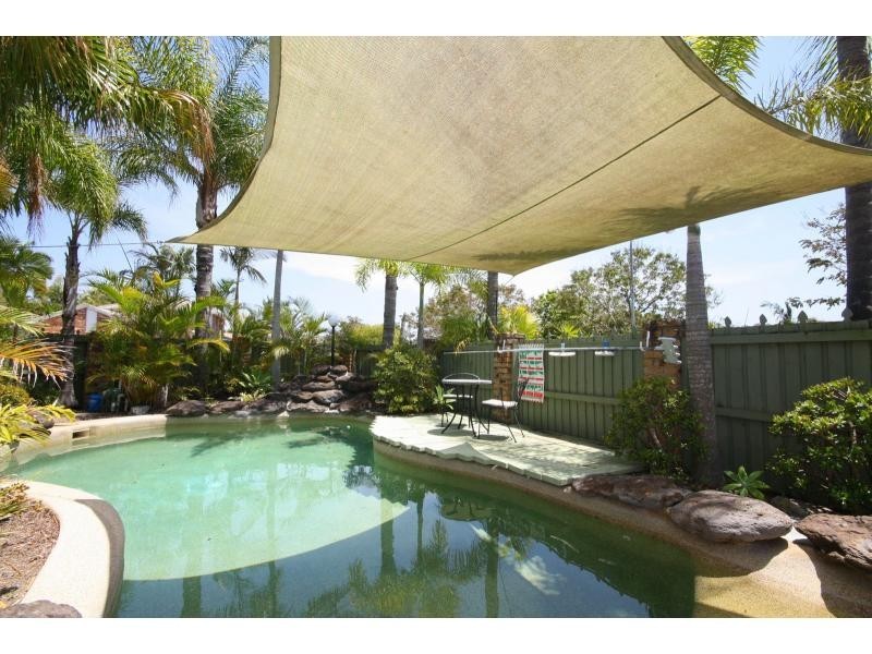 2 Cotter Crescent, Riverhills QLD 4074