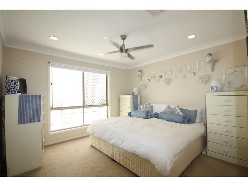 2 Cotter Crescent, Riverhills QLD 4074