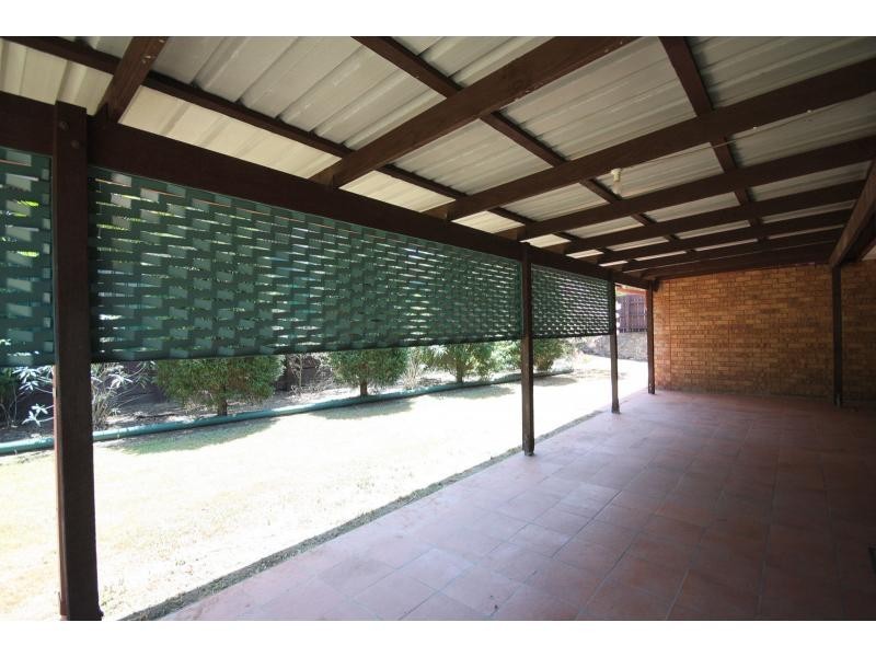 18 Santolina Place, Sinnamon Park QLD 4073