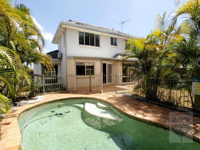 37 Balaton Street, Westlake QLD 4074