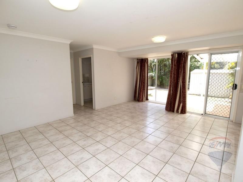 37 Balaton Street, Westlake QLD 4074