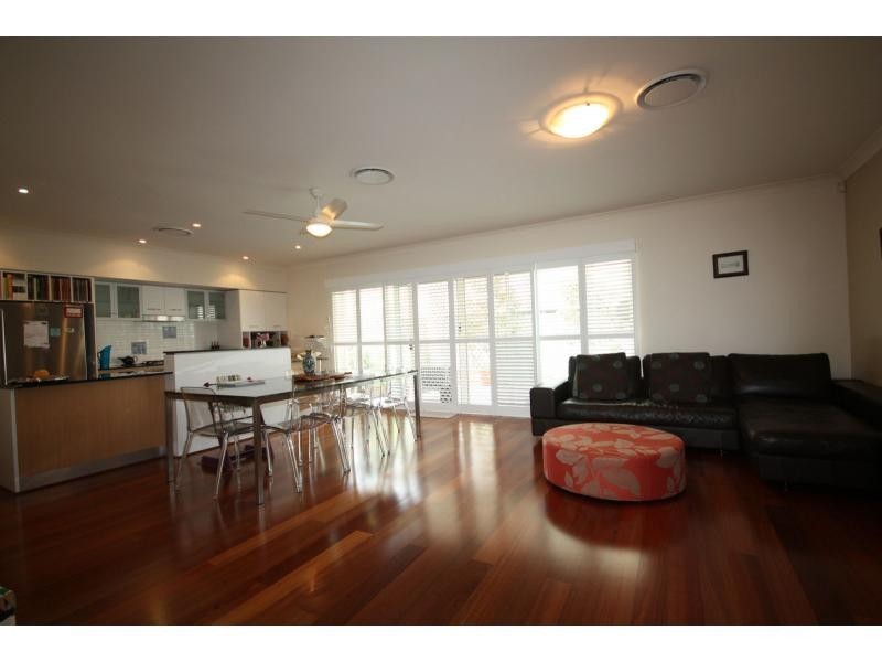 34 Augusta Crescent, Mount Ommaney QLD 4074