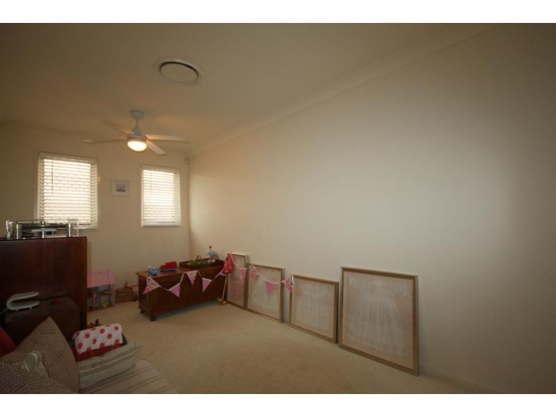 34 Augusta Crescent, Mount Ommaney QLD 4074