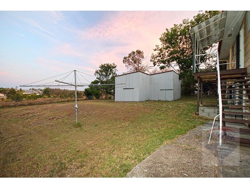 20 Duncan Street, Riverview QLD 4303
