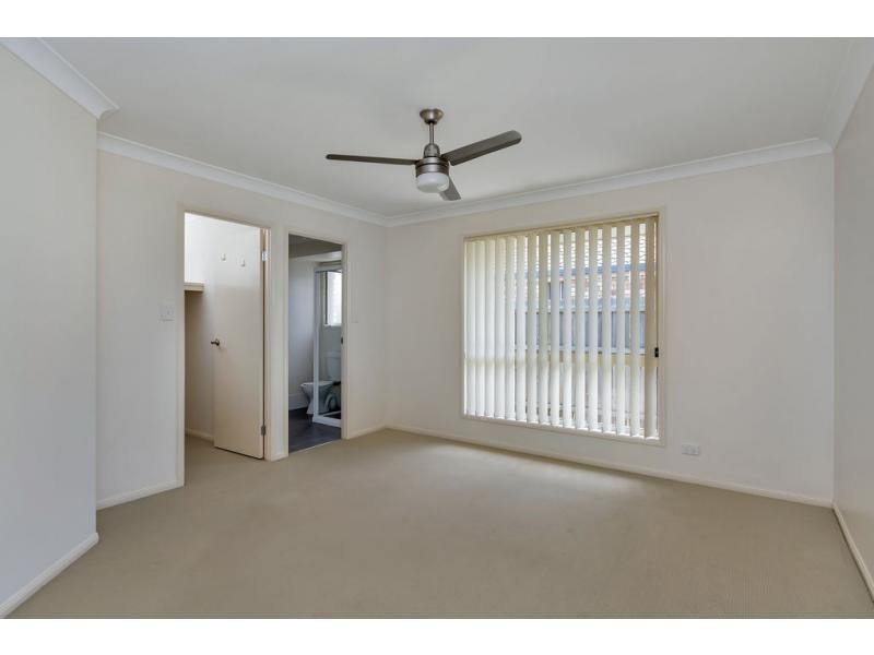 20 Oleosa Close, Moggill QLD 4070
