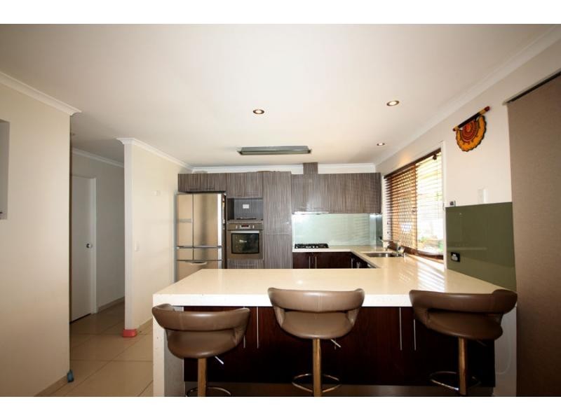 9 Cheviot Place, Sinnamon Park QLD 4073