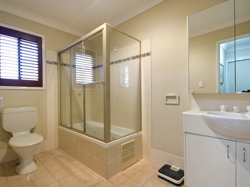 13/250 Sumners Road, Riverhills QLD 4074