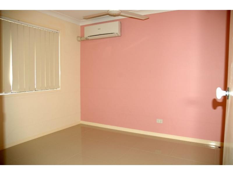 15 Sandalwood Street, Sinnamon Park QLD 4073