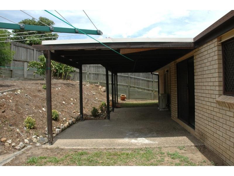 15 Sandalwood Street, Sinnamon Park QLD 4073